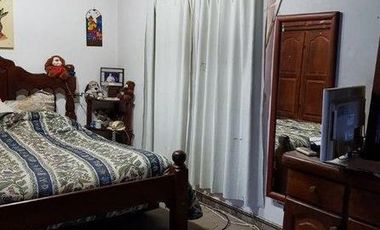 PH de tres ambientes en Bernal