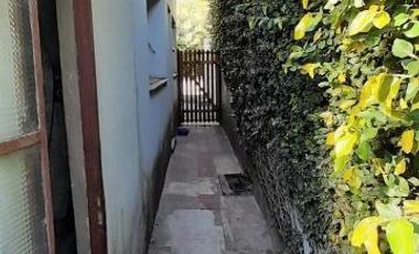 Casa en venta - 2 Dormitorios 1 Baño 1 Cochera -291 Mts2 - Villa Elisa, La Plata