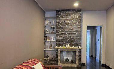 Casa en venta - 3 Dormitorios 3 Baños - 750mts - San Juan