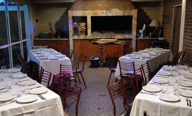 Casa en venta - 3 Dormitorios 3 Baños - 750mts - San Juan