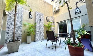 CASA 6 AMBIENTES SOBRE LOTE PROPIO C/ PATIO TERRAZA Y COCHERA EN BARRACAS VENTA