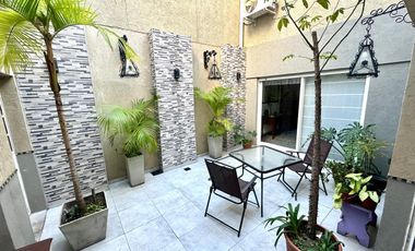 CASA 6 AMBIENTES SOBRE LOTE PROPIO C/ PATIO TERRAZA Y COCHERA EN BARRACAS VENTA