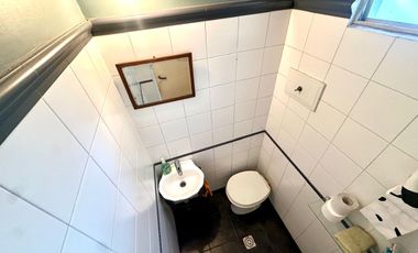 CASA 6 AMBIENTES SOBRE LOTE PROPIO C/ PATIO TERRAZA Y COCHERA EN BARRACAS VENTA