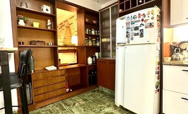 CASA 6 AMBIENTES SOBRE LOTE PROPIO C/ PATIO TERRAZA Y COCHERA EN BARRACAS VENTA