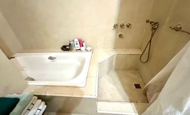 CASA 6 AMBIENTES SOBRE LOTE PROPIO C/ PATIO TERRAZA Y COCHERA EN BARRACAS VENTA