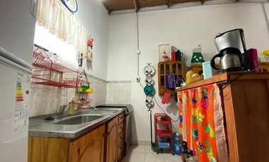 Casa en venta - 2 Dormitorios 1 Baño 4 Cochera - Mar del Tuyú