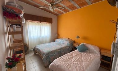 Casa en venta - 2 Dormitorios 1 Baño 4 Cochera - Mar del Tuyú