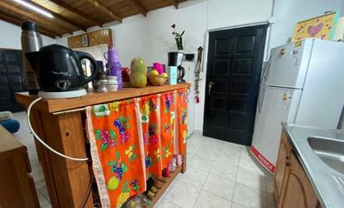 Casa en venta - 2 Dormitorios 1 Baño 4 Cochera - Mar del Tuyú
