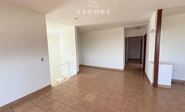 PLANTA ALTA DE PROPIEDAD EN RENTA, CORTIJO SAN AGUSTIN, TLAJOMULCO DE ZUÑIGA