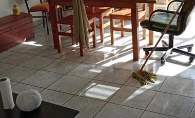 Casa en venta - 2 Dormitorios 1 Baño 1 Cochera - 300Mts2 - Necochea