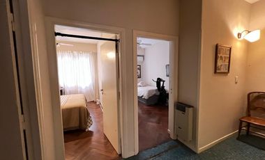 Departamento Duplex, 4 ambientes , cerca de Avda. Libertador y Estación de San Isidro.