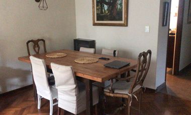 Departamento Duplex, 4 ambientes , cerca de Avda. Libertador y Estación de San Isidro.