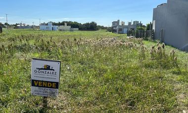 Terreno en  Calle 76 entre 19 y 17