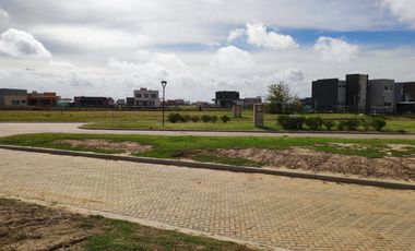 Terreno en venta - 740mts2 - San Vicente