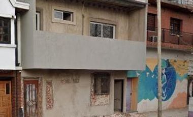 Departamento en venta - 2 Dormitorios 1 Baño - 110 Mts2 - Banfield