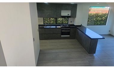 SE VENDE CASA EN COTA, VEREDA LA MOYA ,CAMELLON DE LOS MANZANOS