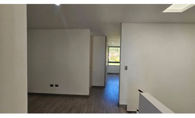 SE VENDE CASA EN COTA, VEREDA LA MOYA ,CAMELLON DE LOS MANZANOS