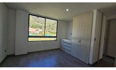 SE VENDE CASA EN COTA, VEREDA LA MOYA ,CAMELLON DE LOS MANZANOS