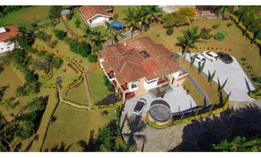 Casa Campestre en Arriendo en Envigado sector Escobero parte baja