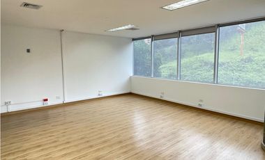 Oficina en Arriendo Loma de San Julián Medellín