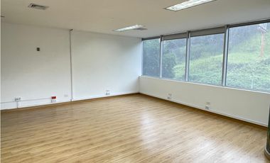 Oficina en Arriendo Loma de San Julián Medellín