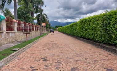 VENDO O PERMUTO ESPECTACULAR LOTE CON EL MEJOR PRECIO EN CHINAUTA