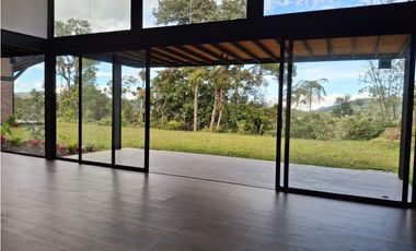 VENTA DE CASA CAMPESTRE EN PARCELACION CERRADA EN EL RETIRO ANT