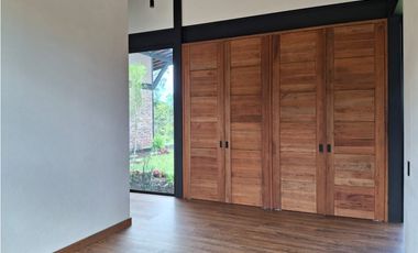 VENTA DE CASA CAMPESTRE EN PARCELACION CERRADA EN EL RETIRO ANT