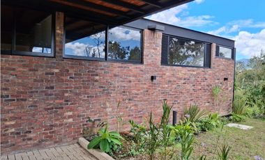 VENTA DE CASA CAMPESTRE EN PARCELACION CERRADA EN EL RETIRO ANT