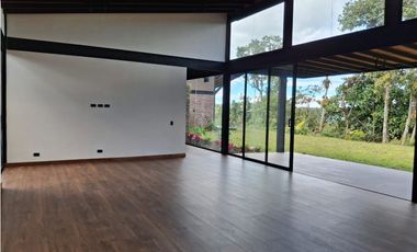 VENTA DE CASA CAMPESTRE EN PARCELACION CERRADA EN EL RETIRO ANT