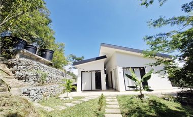 VENDEMOS FINCA EN PARCELACION VA SOPETRAN - SANTA FE DE ANTIOQUIA