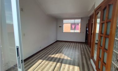 GIA 256. Casa en venta-Mosquera-Quintas del trebol