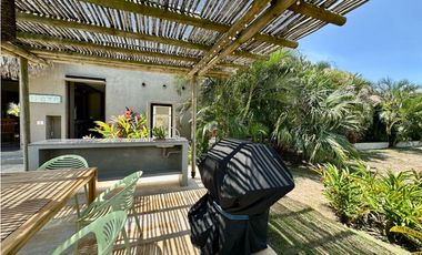 Venta de Hotel- Finca  con 9 Hectáreas y salida al mar