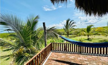 Venta de Hotel- Finca  con 9 Hectáreas y salida al mar