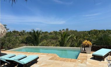 Venta de Hotel- Finca  con 9 Hectáreas y salida al mar