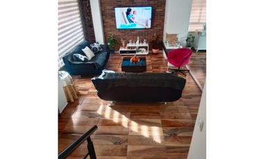 SE VENDE CASA EN COTA