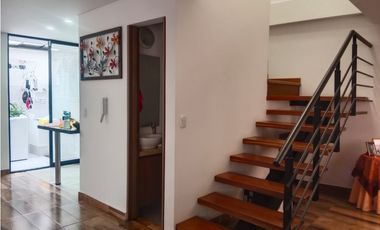 SE VENDE CASA EN COTA