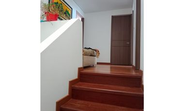 SE VENDE CASA EN COTA