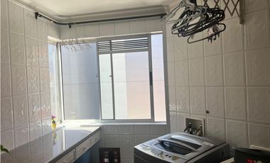 VENDO CASA EN LAURELES