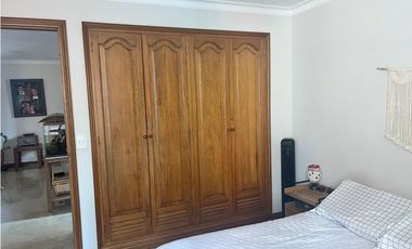 VENDO CASA EN LAURELES