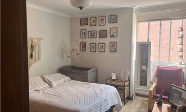 VENDO CASA EN LAURELES