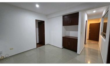 Departamento en renta, cerca a Plaza Crystal