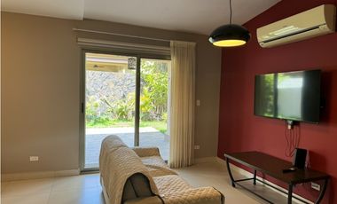 Se alquila Casa Unifamiliar