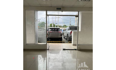 LOCAL EN ALQUILER FRENTE AL METRO DE BRISAS