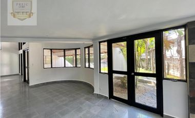 OPORTUNIDAD SE VENDE CASA TIPO CHALET EN COCO DEL MAR (MC)