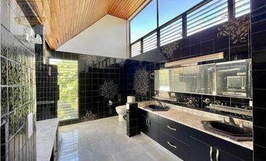 OPORTUNIDAD SE VENDE CASA TIPO CHALET EN COCO DEL MAR (MC)