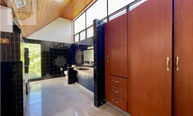 OPORTUNIDAD SE VENDE CASA TIPO CHALET EN COCO DEL MAR (MC)