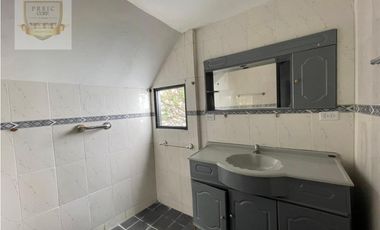 OPORTUNIDAD SE VENDE CASA TIPO CHALET EN COCO DEL MAR (MC)