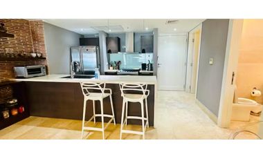 Venta  y Alquiler de Apartamento en Avenida Balboa, PH Yoo