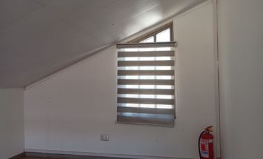 VENDO CASA 2D+2B CERCANO A METRO TRINIDAD